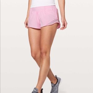 Lululemon Hotty Hot Shorts 4”